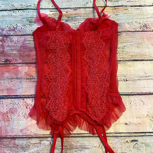 Victoria's Secret Corset Womens 34B Red Lace Bustier Lingerie Valentines Date - Picture 4 of 6